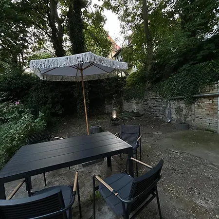 Zentrales Mit Garten Apartment Ilmenau