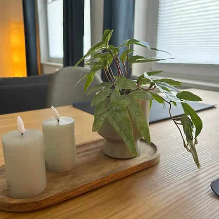 Zentrales Mit Garten Apartment *