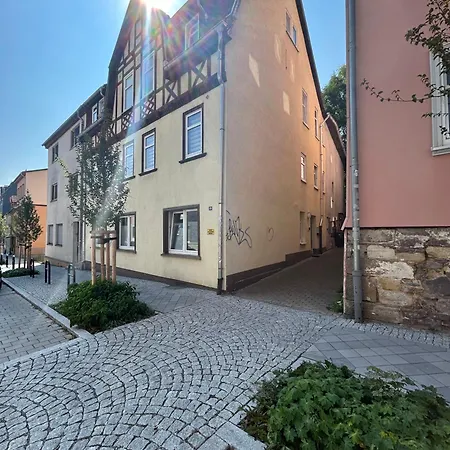 Apartment Zentrales Mit Garten Ilmenau
