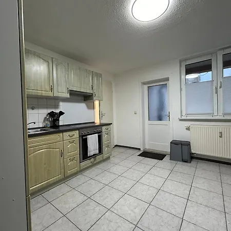 Apartment Zentrales Mit Garten *